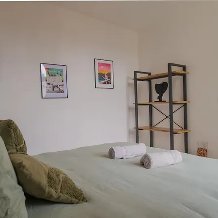 Le 5, Charm, Comfort, 2 Bedrooms, 5 People Max 索米尔
