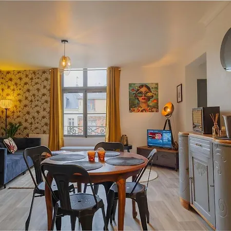 公寓 Le 5, Charm, Comfort, 2 Bedrooms, 5 People Max 索米尔